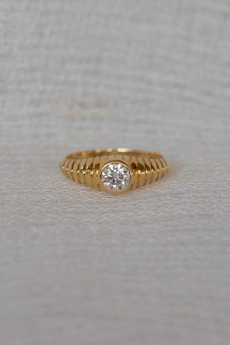 Lab diamond ring with a 5mm bezel set stone and ribbed band | Yasmin Nabulsi Fine Jewelry