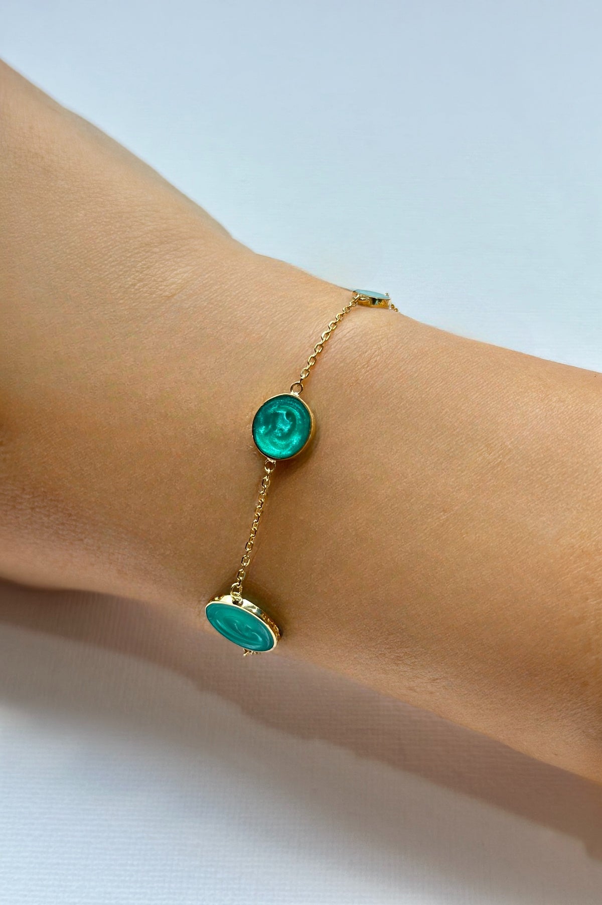 Handcrafted 18K gold circles bracelet with green malachite enamel circles | Yasmin Nabulsi Fine Jewelry