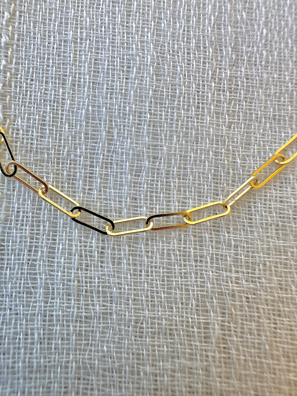 Dainty 18K gold paperclip links, 6.1 by 2.2mm each