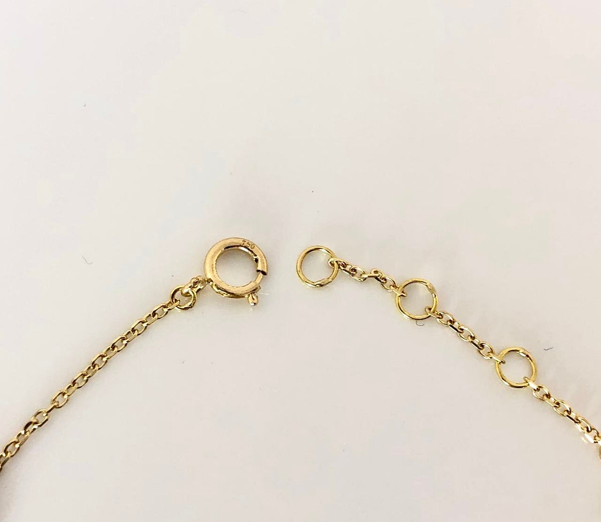Dainty 18K gold bracelet with tiny beads