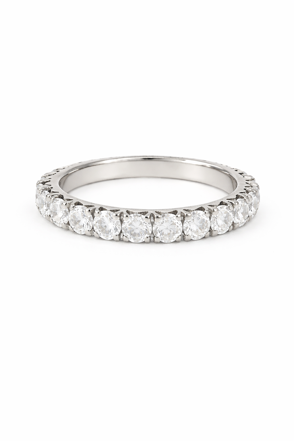 Lab diamond eternity band in 14K gold, a further view