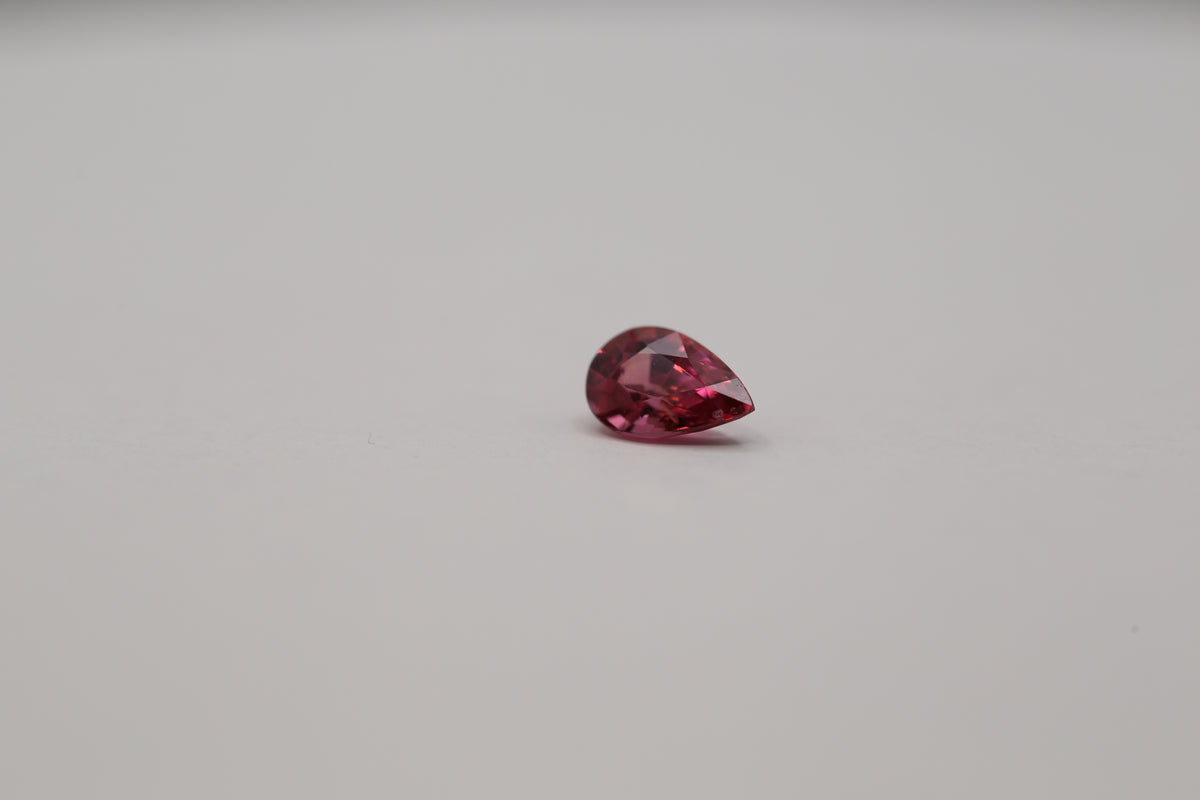 Pear cut pinkish brown spinel, 0.77 carat loose gemstone | Yasmin Nabulsi Fine Jewelry