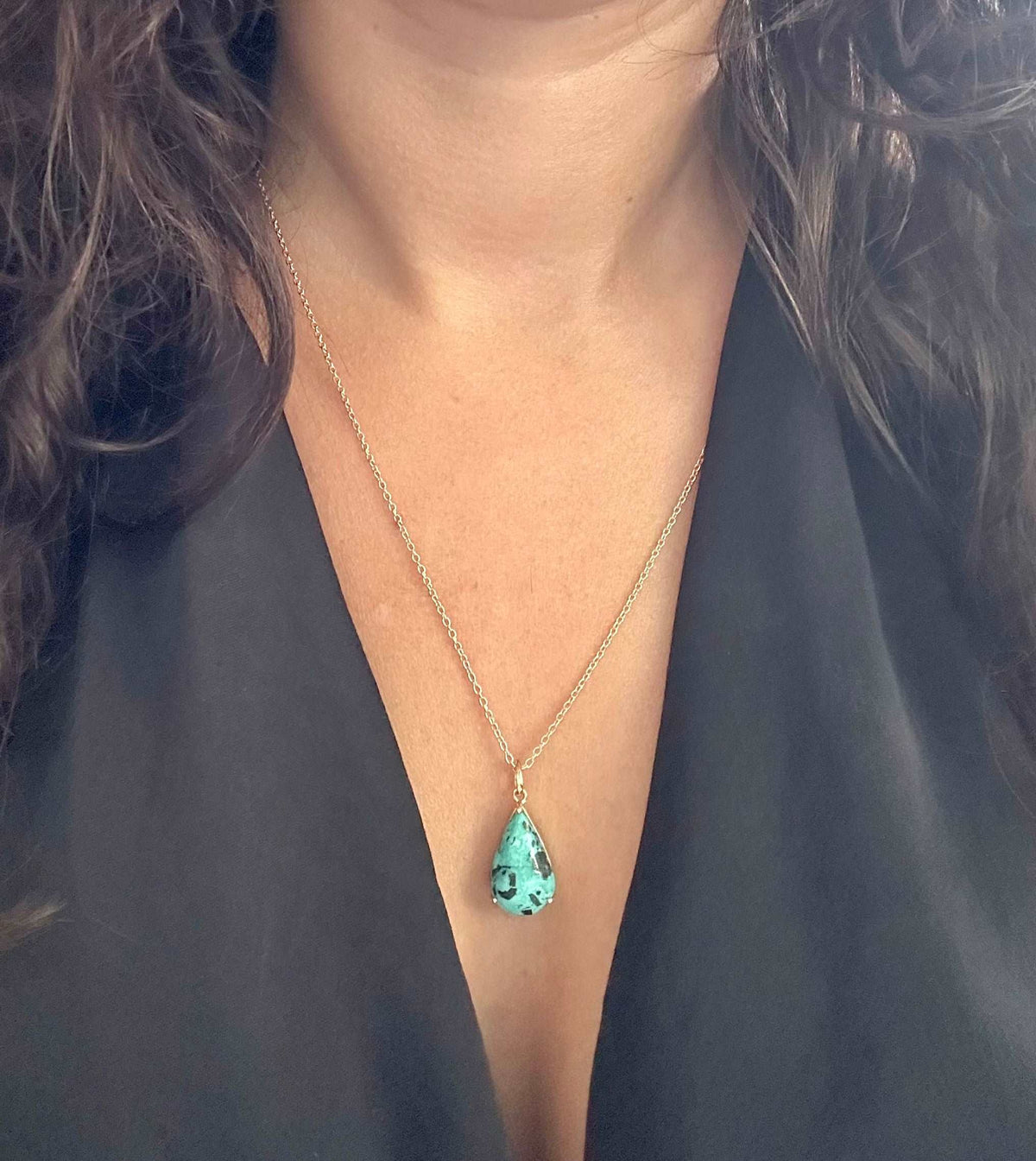 Pear shape turquoise necklace