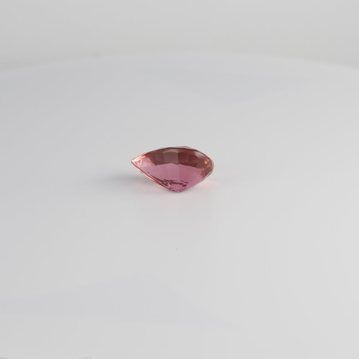 Natural pink tourmaline 2.25ct, fourth view of the stone
