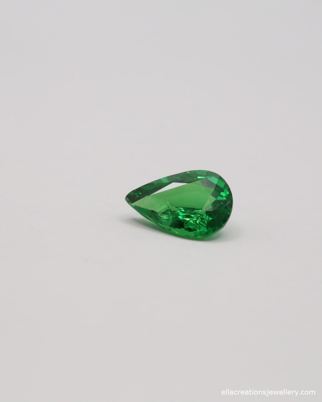 Natural pear shape tsavorite, 1.11ct, measuring 8.1x5.9mm | Yasmin Nabulsi Fine Jewelry