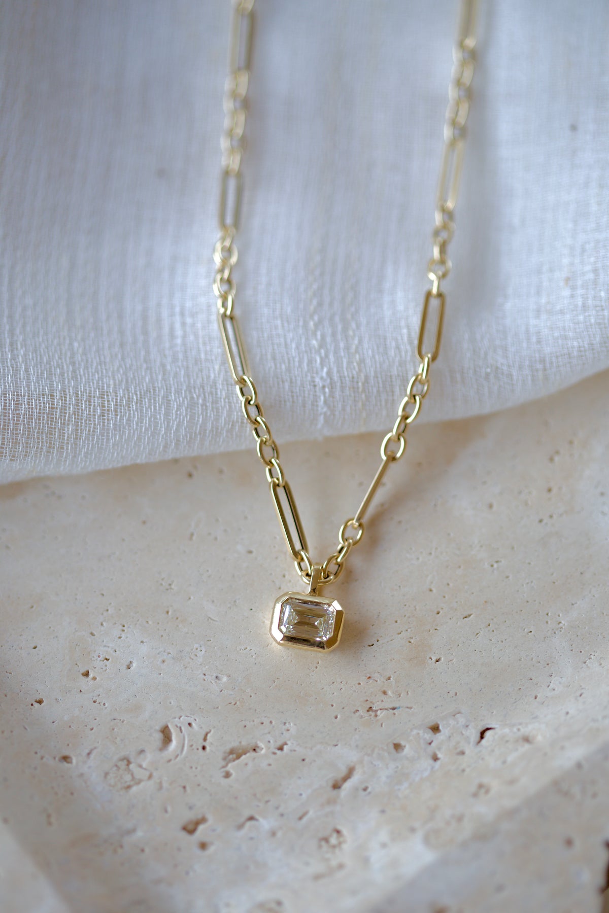 14K Yellow Gold T-Bar Necklace, 20 Inch