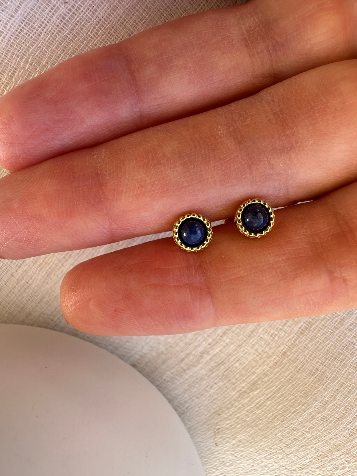 18K gold round lapis lazuli stud earrings, 6mm