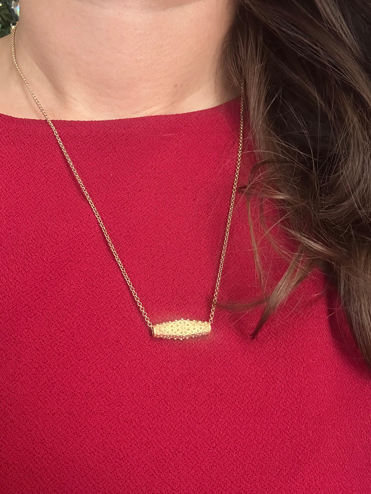 Gold slider with a 3mm opening, designed to slide onto a chain up to 2.8mm thick