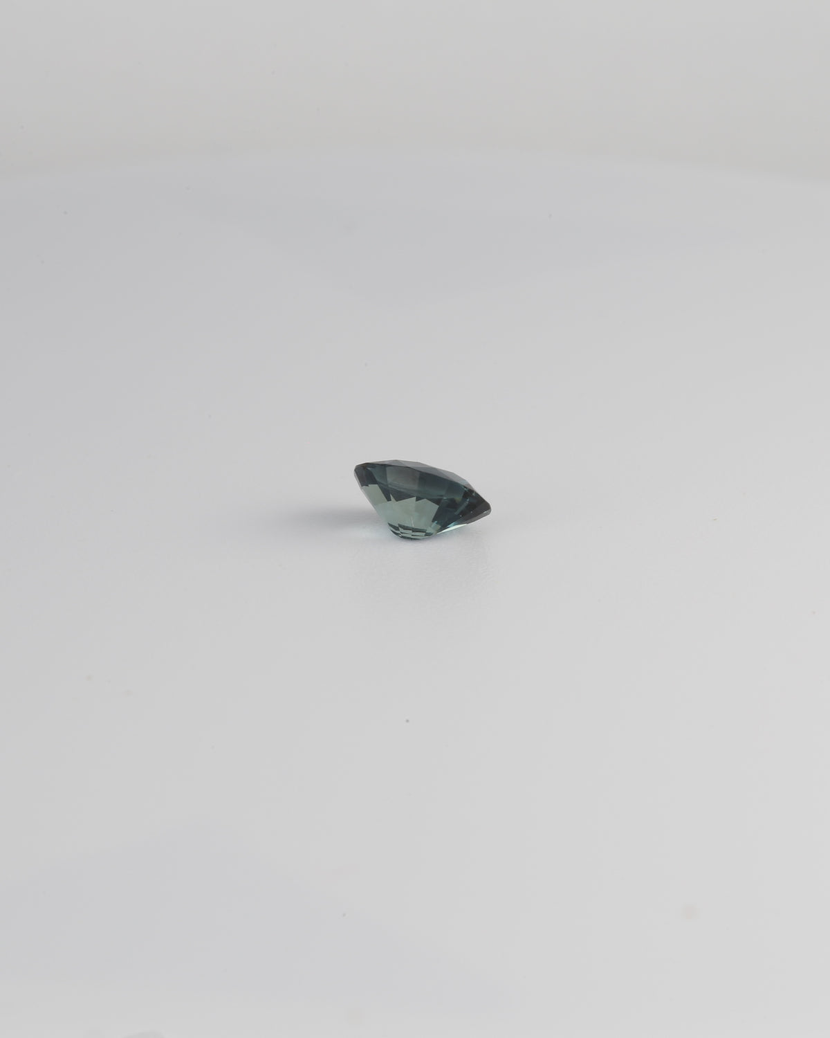 Teal sapphire gemstone, 0.73 carats, another view
