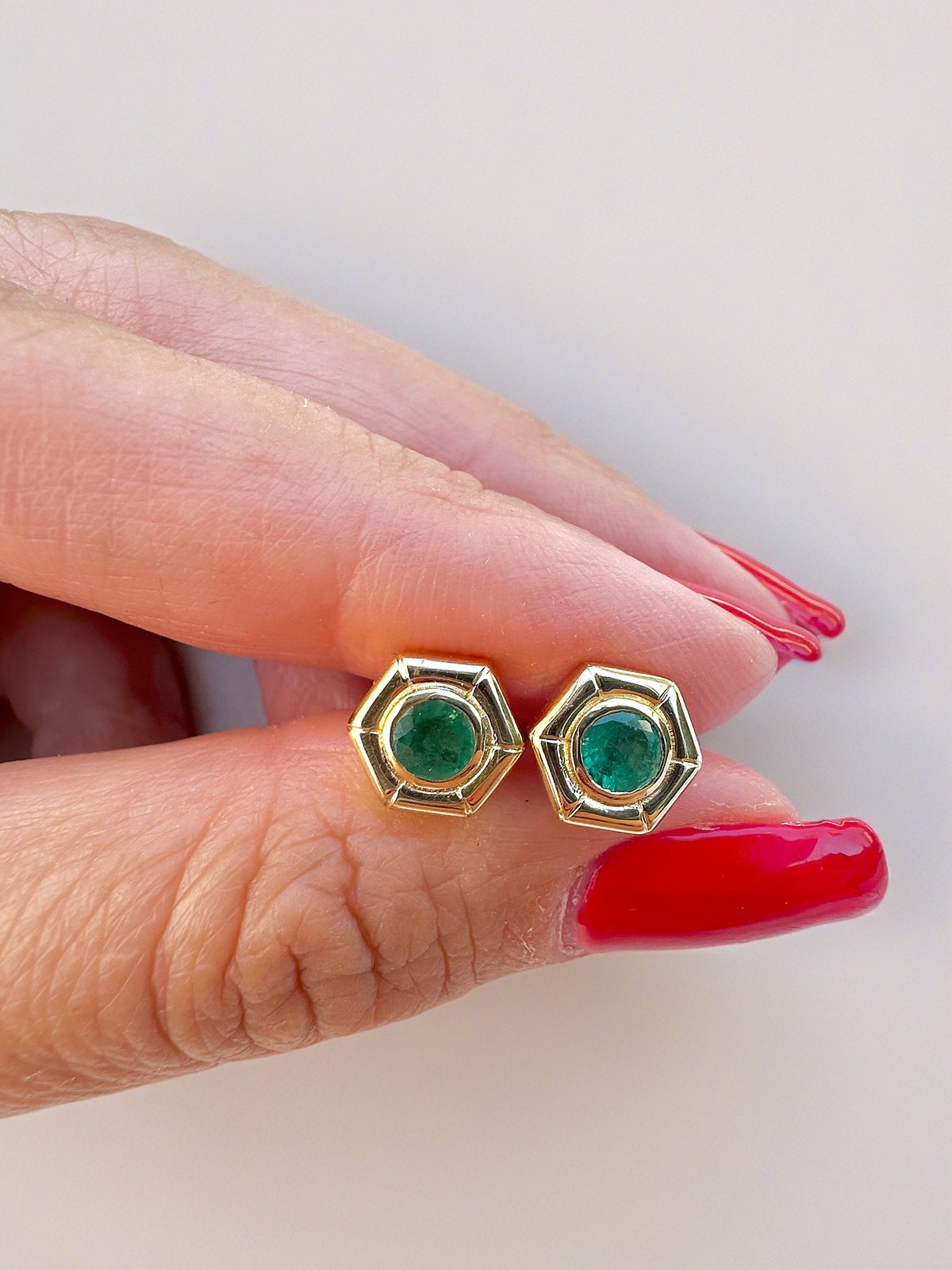 18K gold hexagon emerald stud earrings with flat backs | Yasmin Nabulsi Fine Jewelry