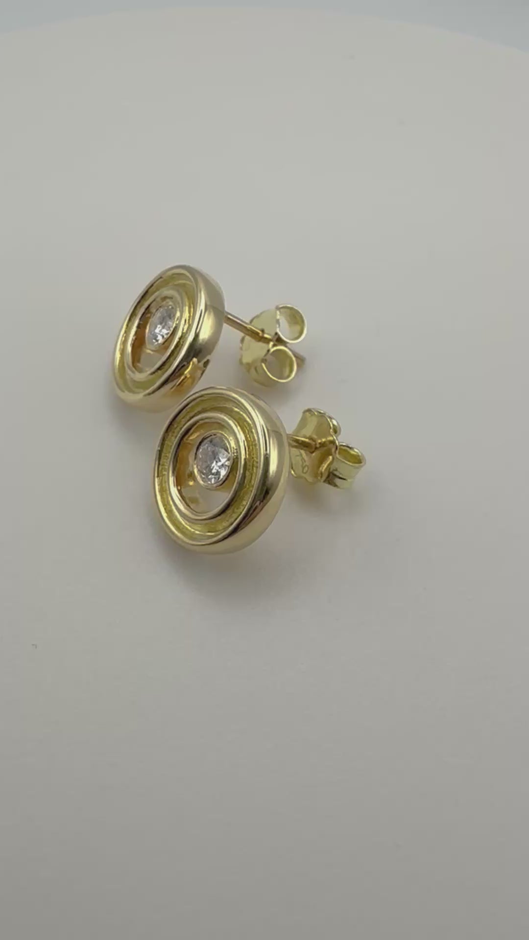 lab-Diamond-Earrings-18k-gold-Ella-Creations-Jewelry