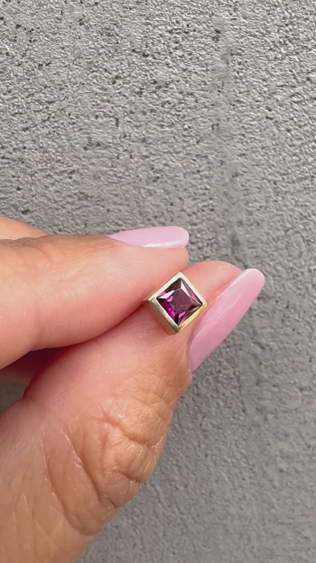 Gold Garnet Studs handcrafted in 18k gold, customizable in Rose or yellow gold | Ella Creations jewelry