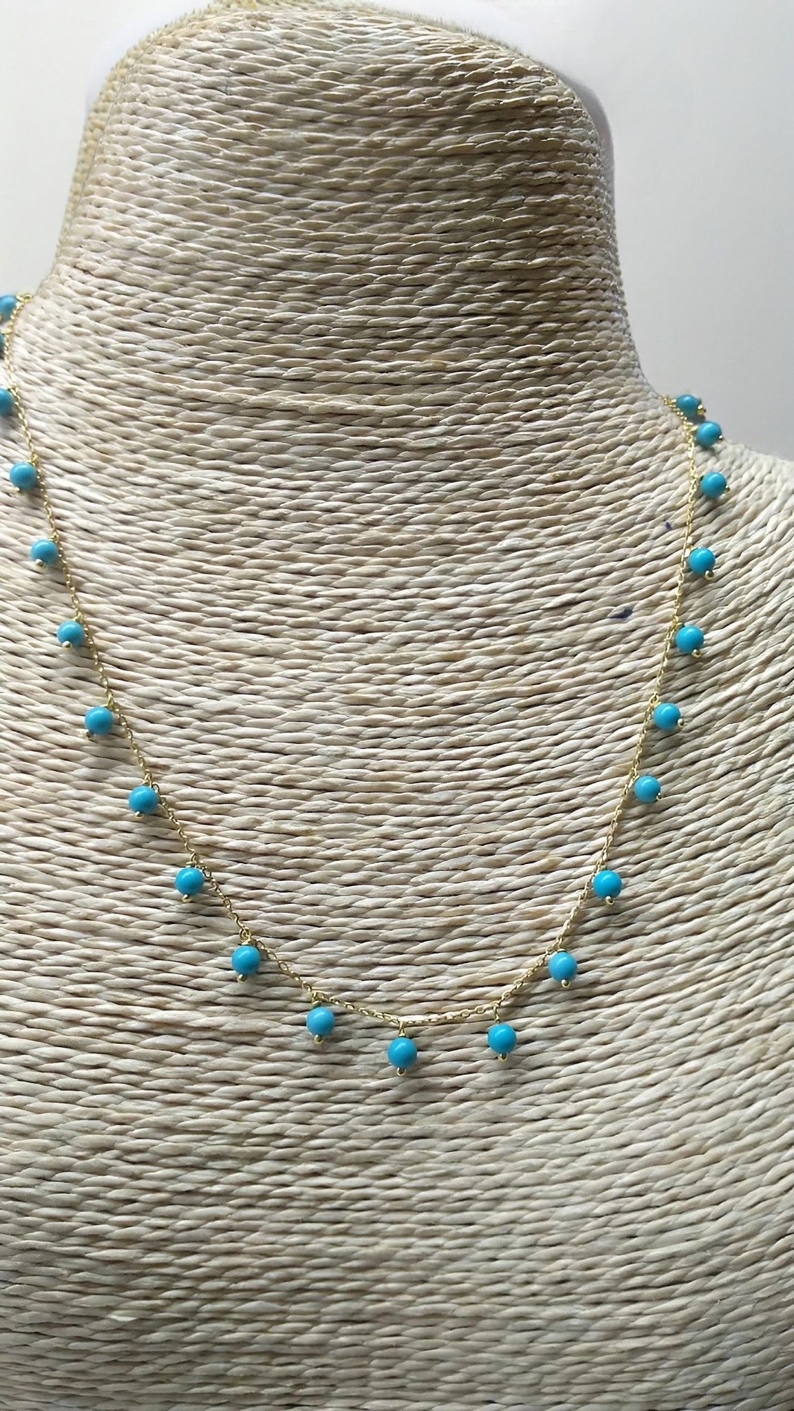 Turquoise bead choker necklace in 18K solid gold